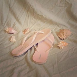 11-14 light peach flip flops- old navy